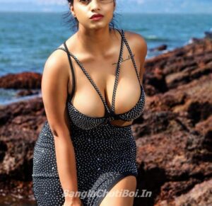 Noukate bose choda khelam - bangla choti