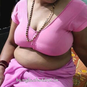 পুরুষ পাগল মাসি - ১ | মাসিকে চোদা
