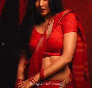 কাজের মেয়ের গুদের মায়া - ২